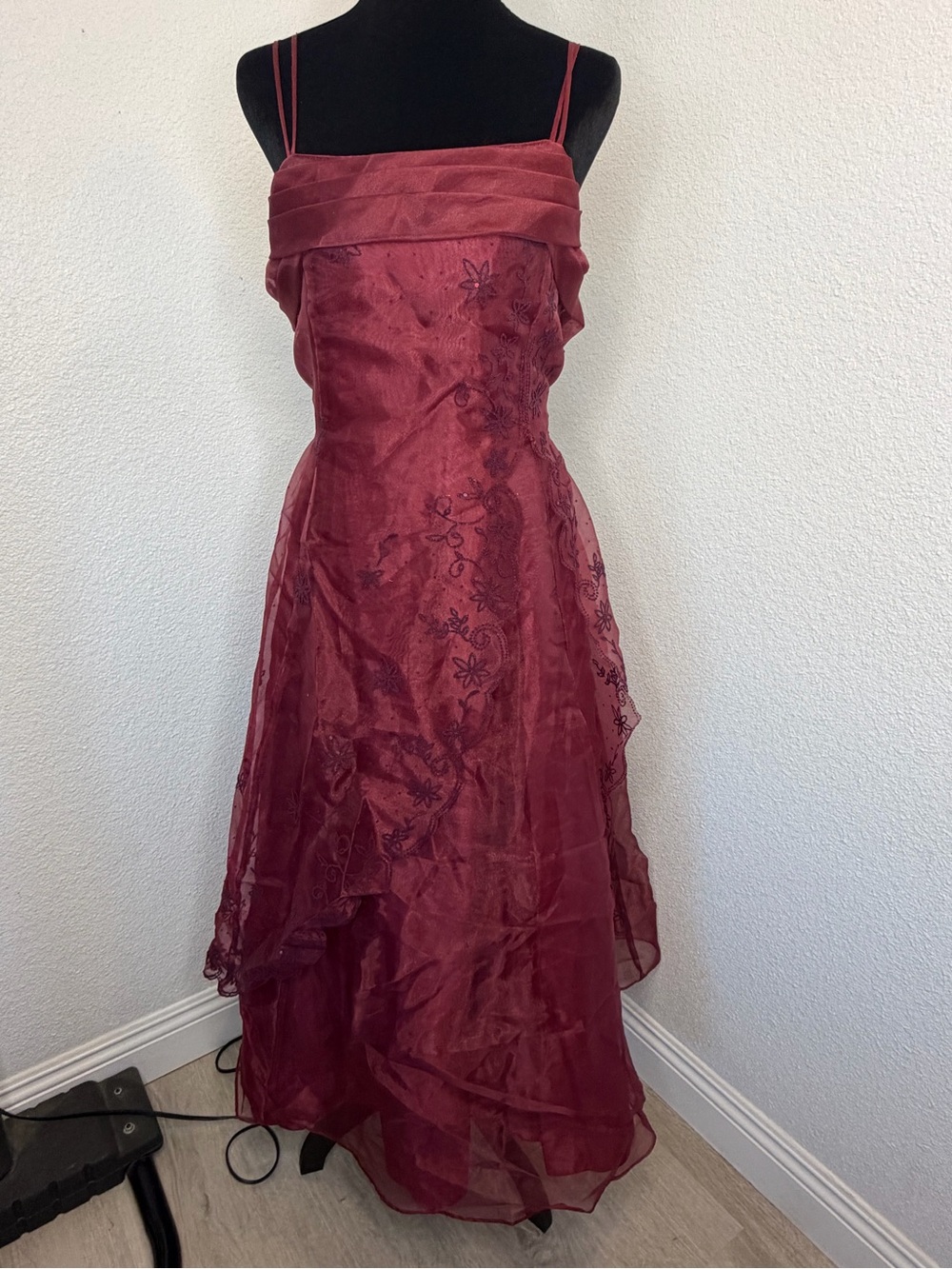 Girls' Burgundy Formal Spaghetti-Strap Dress